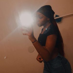 Meet your Posher, Latajia